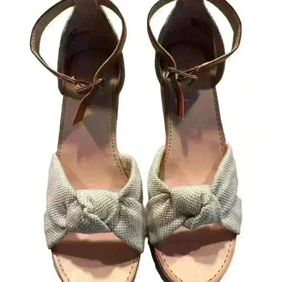 Madden Girl Colette Wedge Size 8.5 beige new without box - Picture 3 of 8